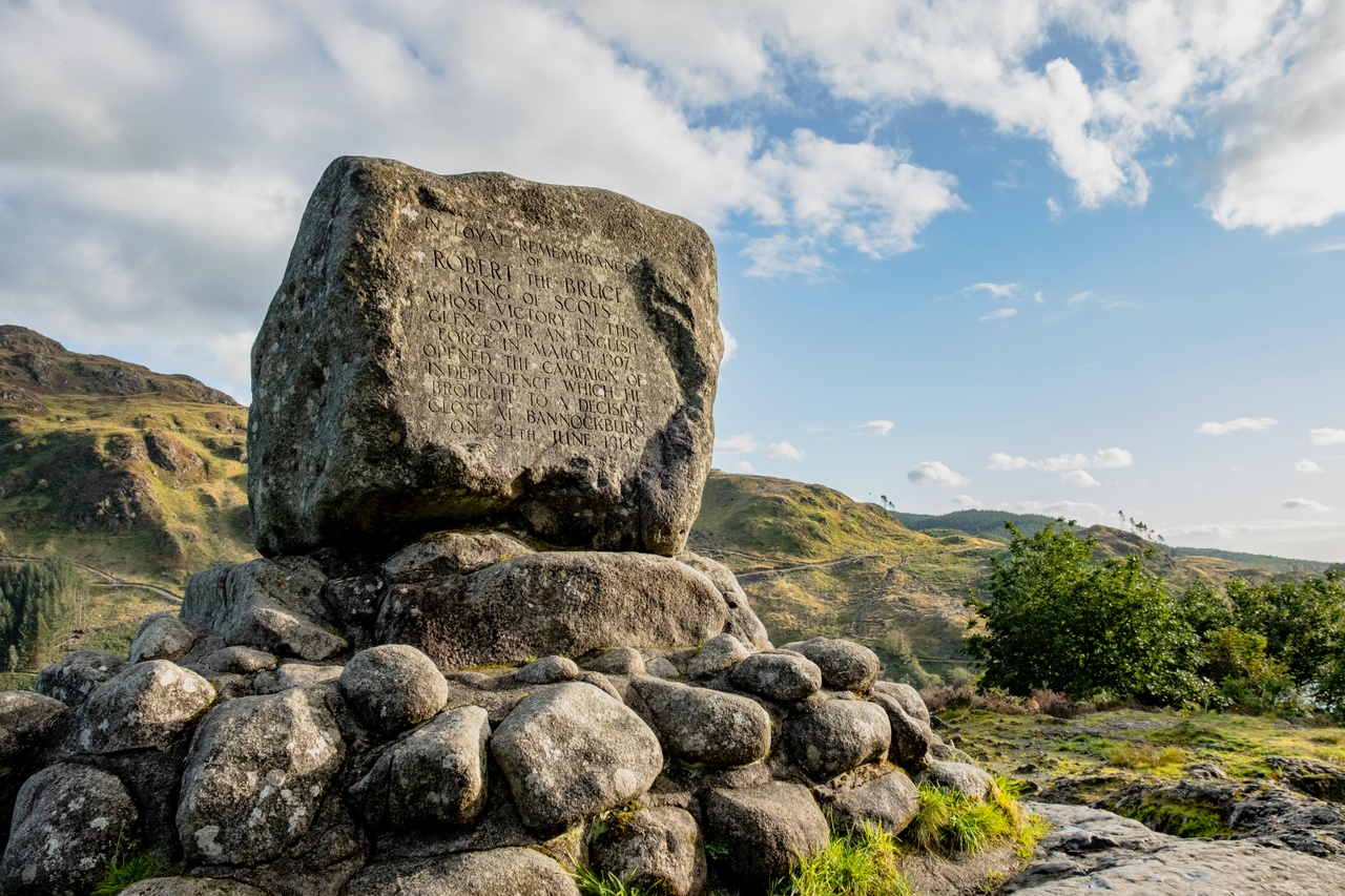 skottlands magi eskorterar